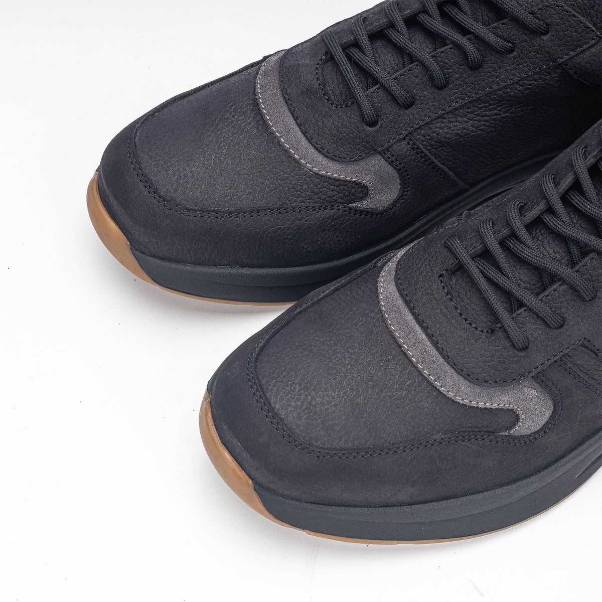 Volzak 3038 Basket en nubuck Noir Gris