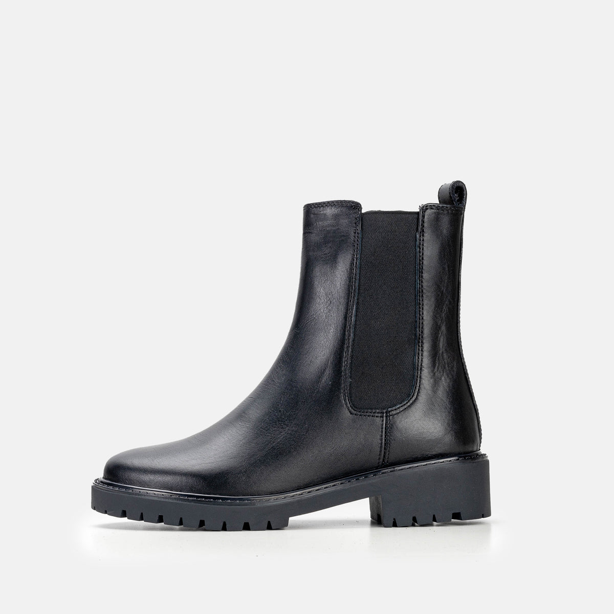Volzak 7301 Black Leather Ankle Boot