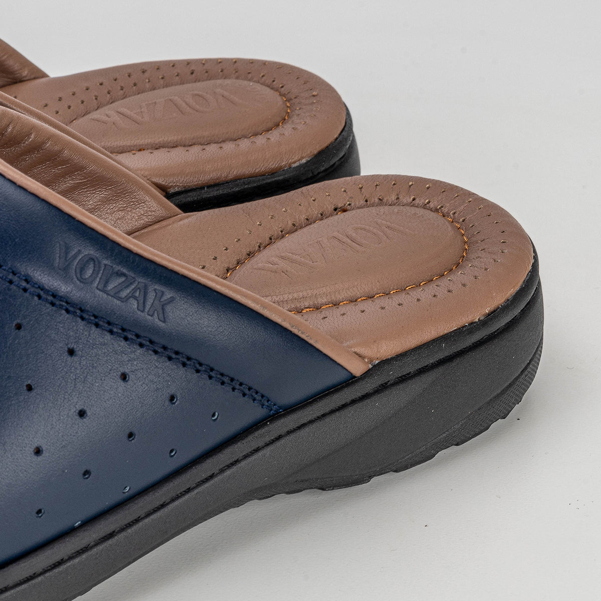 Volzak 015 Sabot médical en cuir bleu
