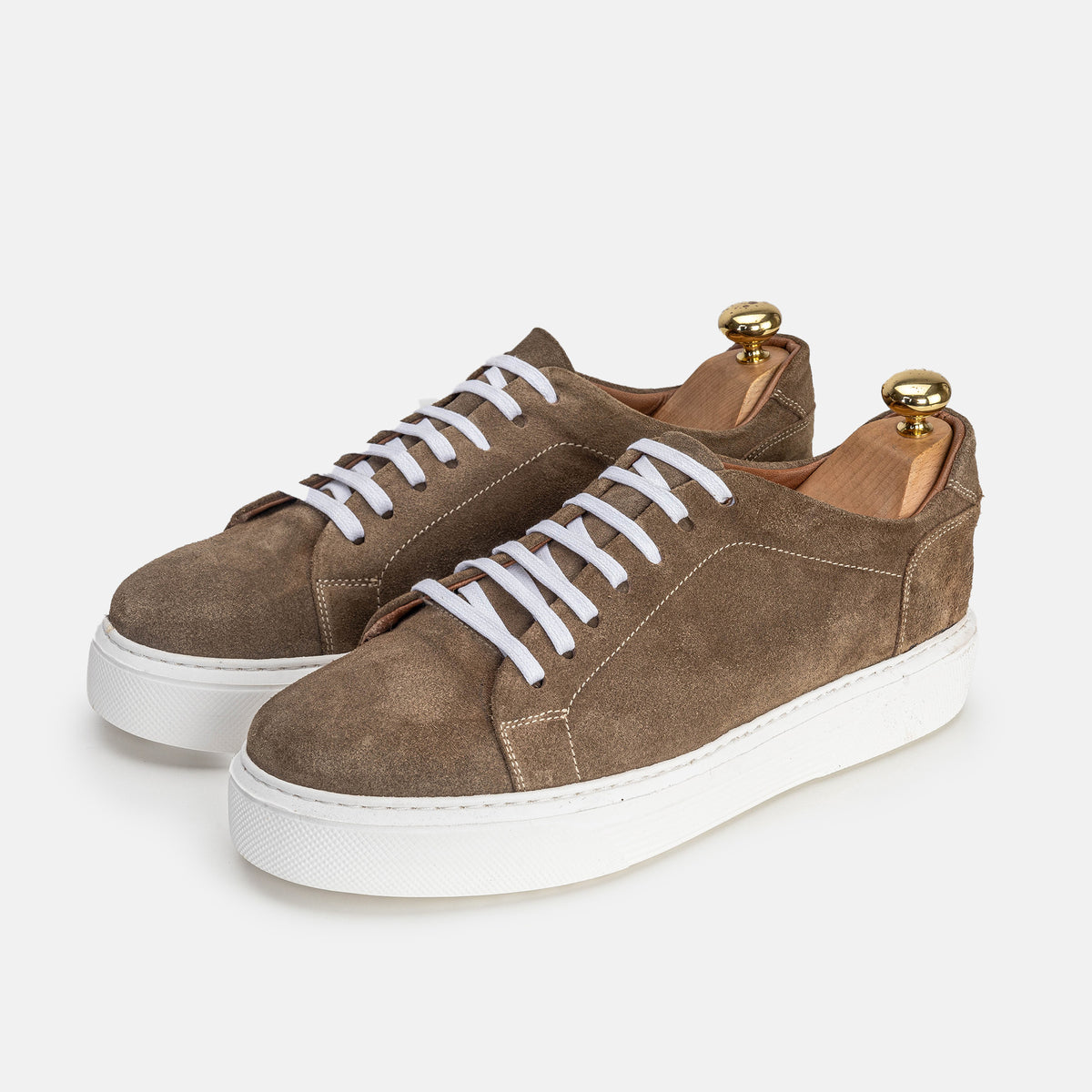 Volzak 5214 Taupe suede sneaker