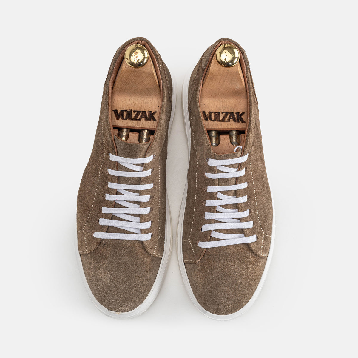 Volzak 5214 Taupe suede sneaker