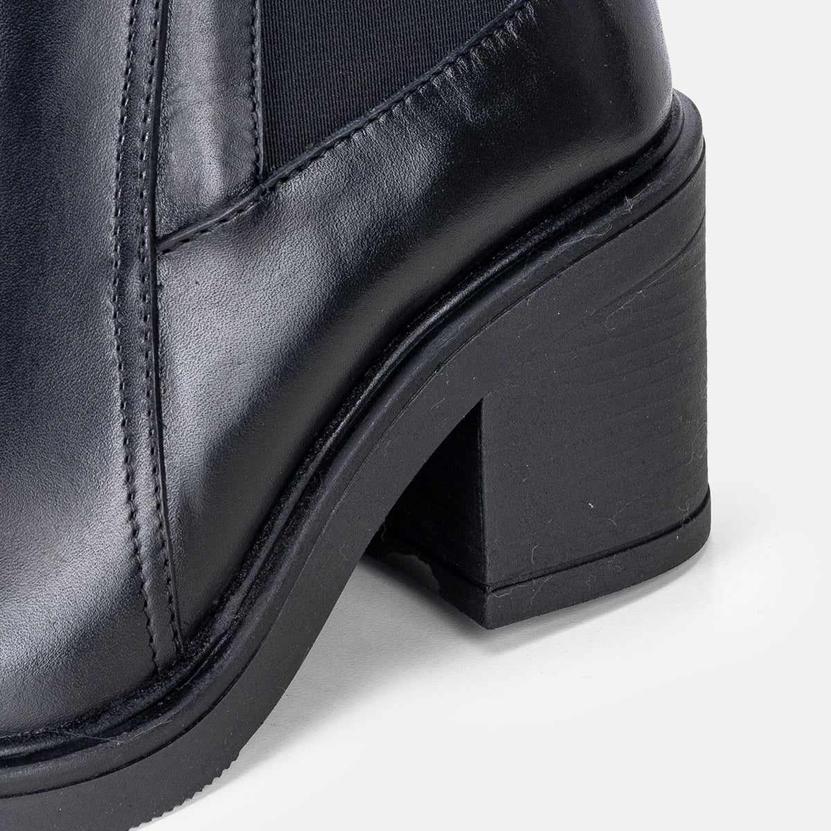 Volzak 2026 s Bottine en cuir Noir