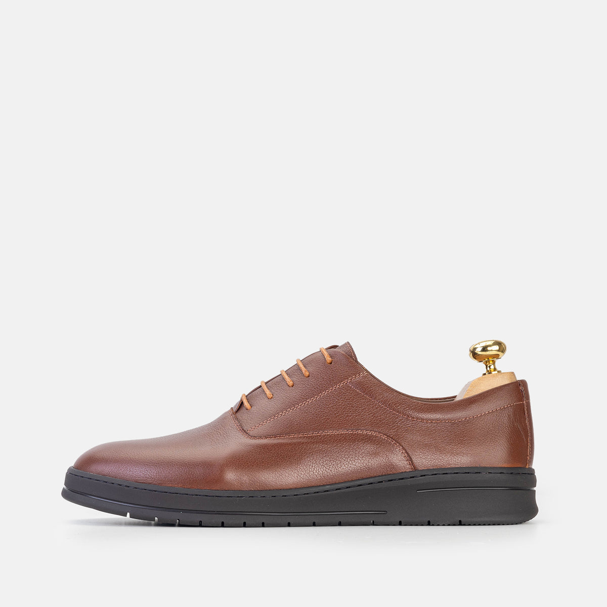 Volzak 6079 basket en cuir Camel