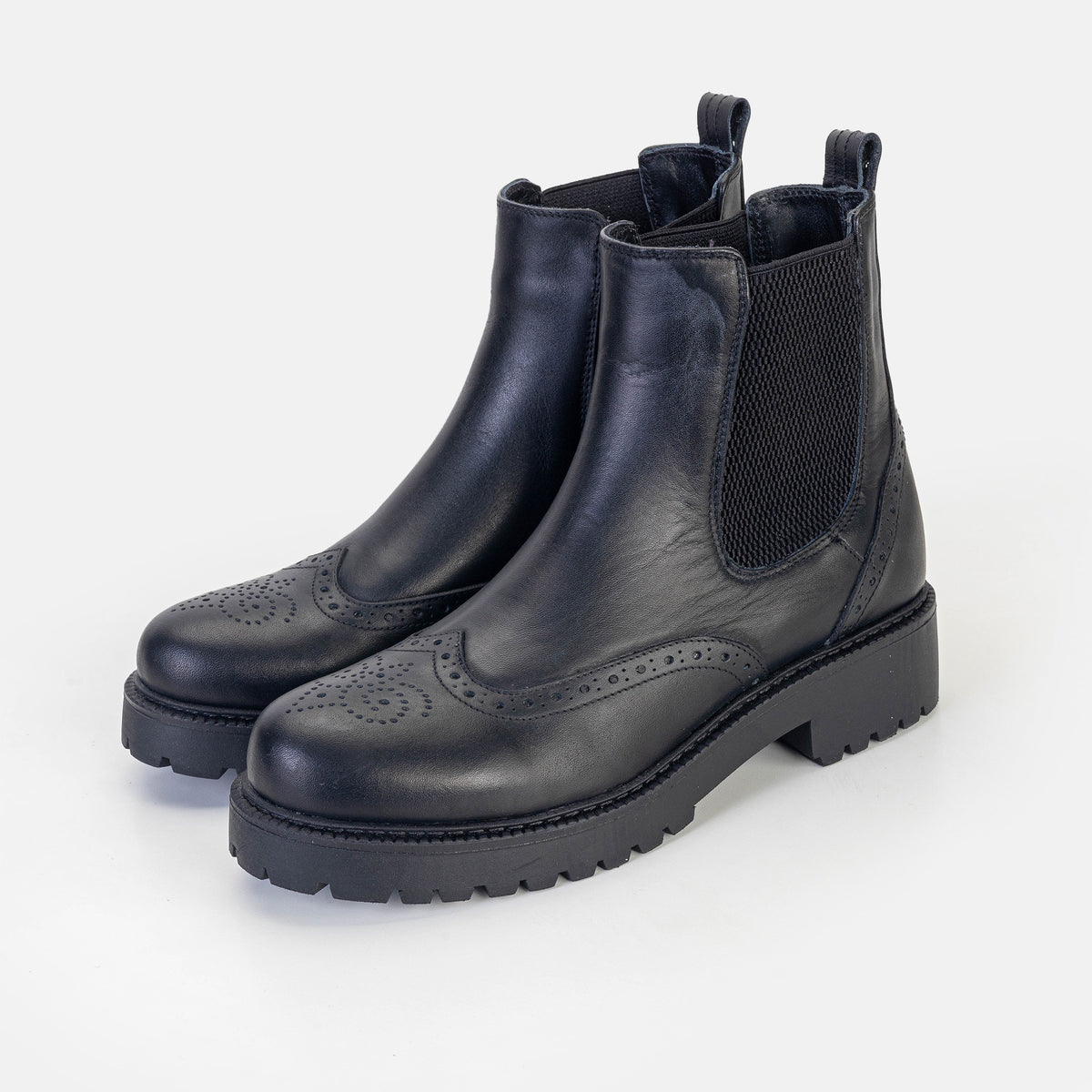 Volzak 050 Black Leather Ankle Boot