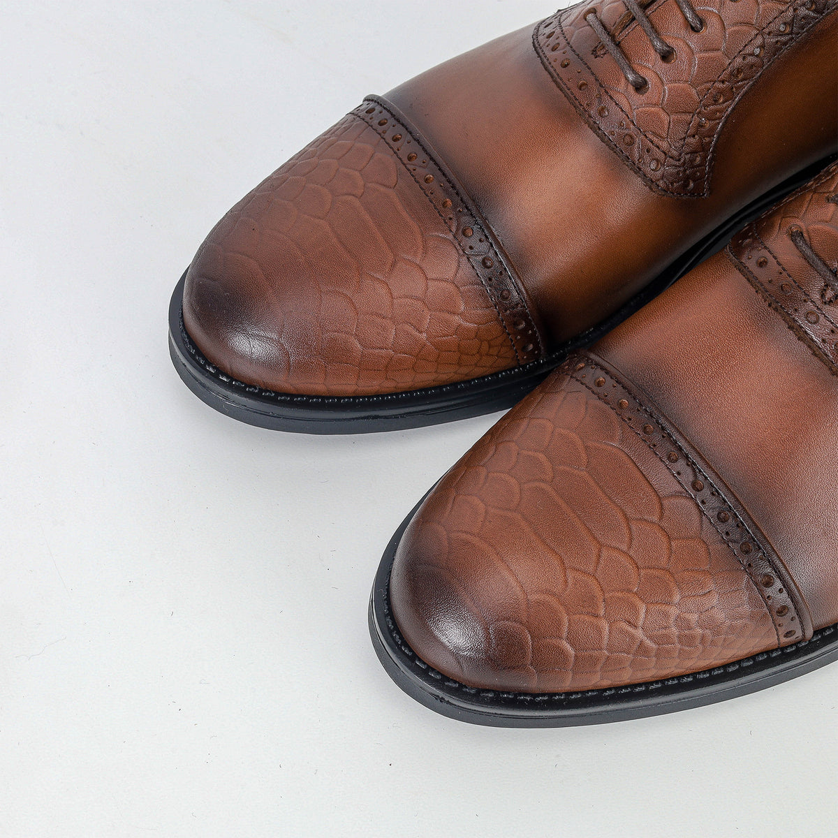Volzak 5309 chaussure en cuir Marron Vintage