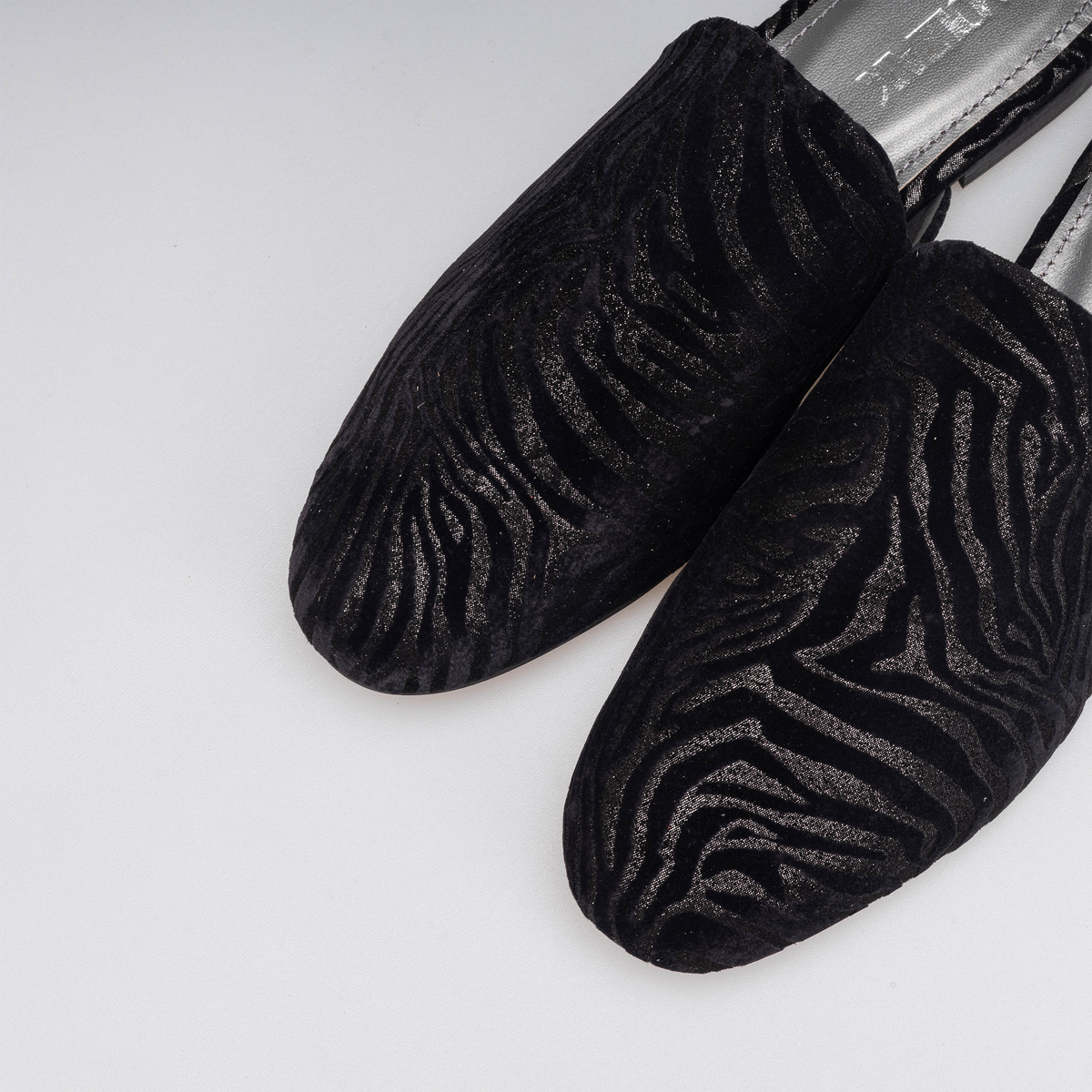 Volzak 3111 Mule en cuir Noir