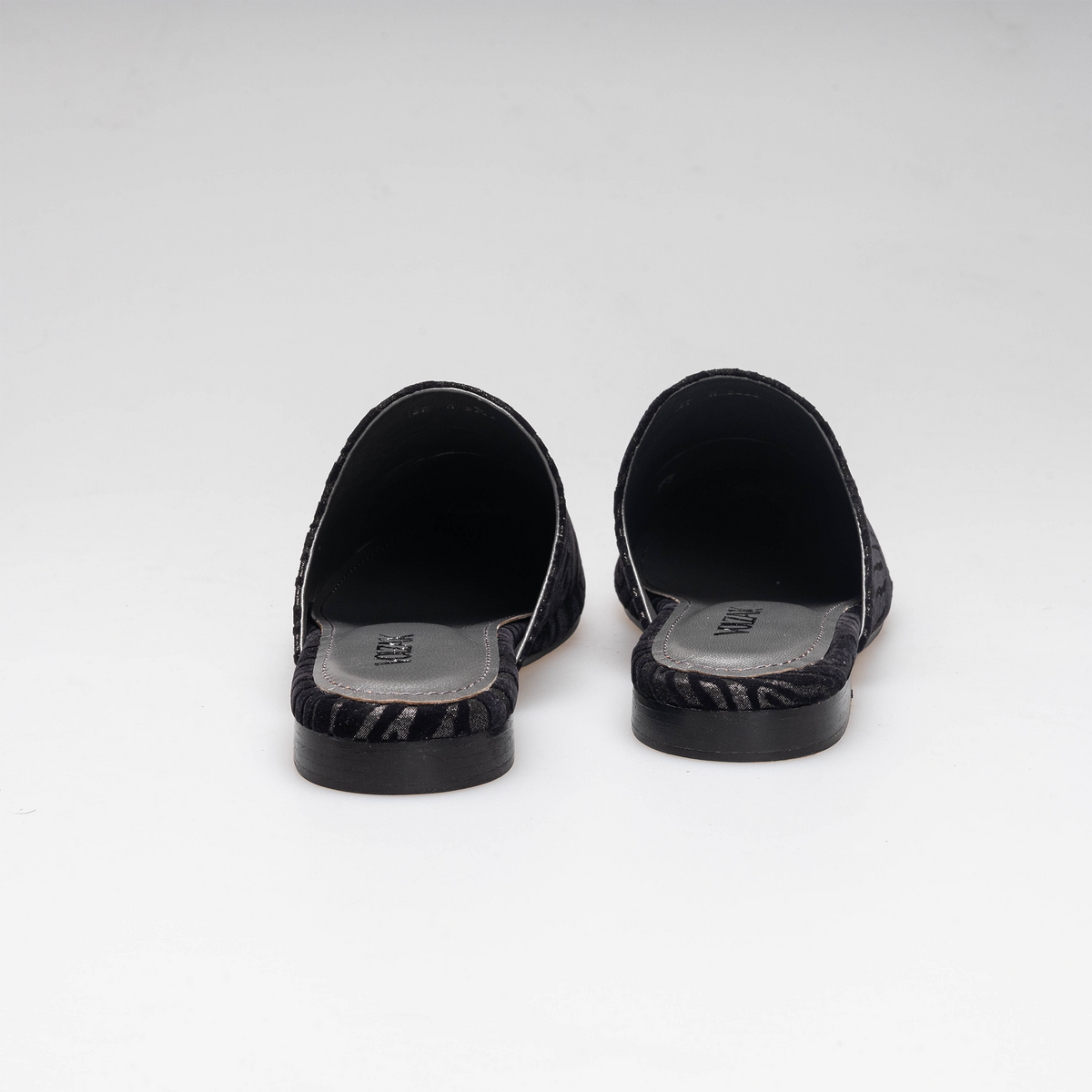 Volzak 3111 Mule en cuir Noir