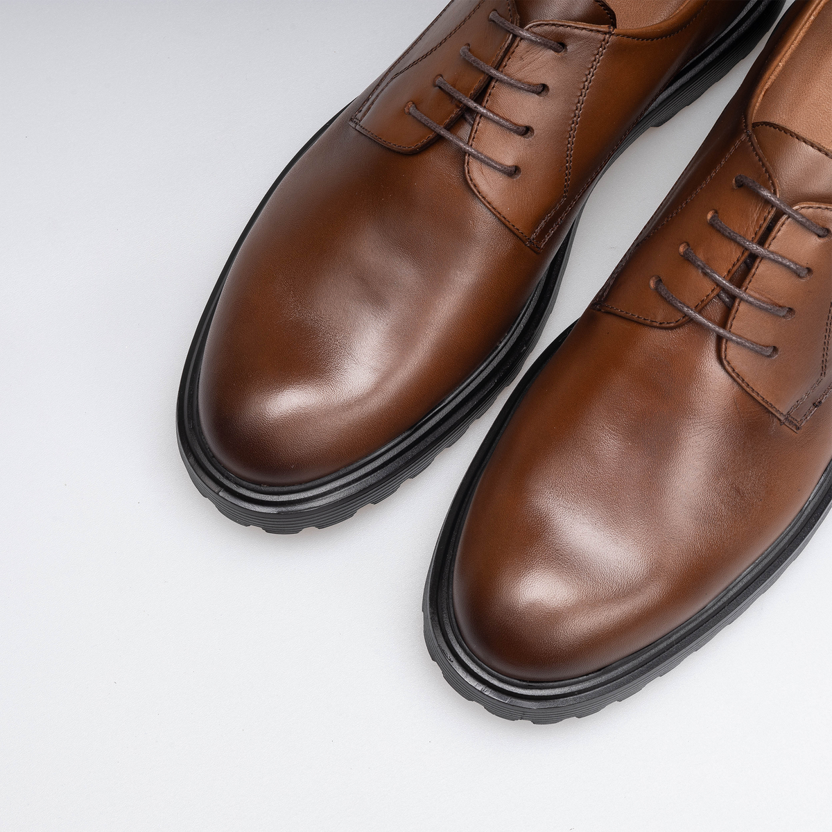Volzak 5311 chaussure en cuir Marron Vintage