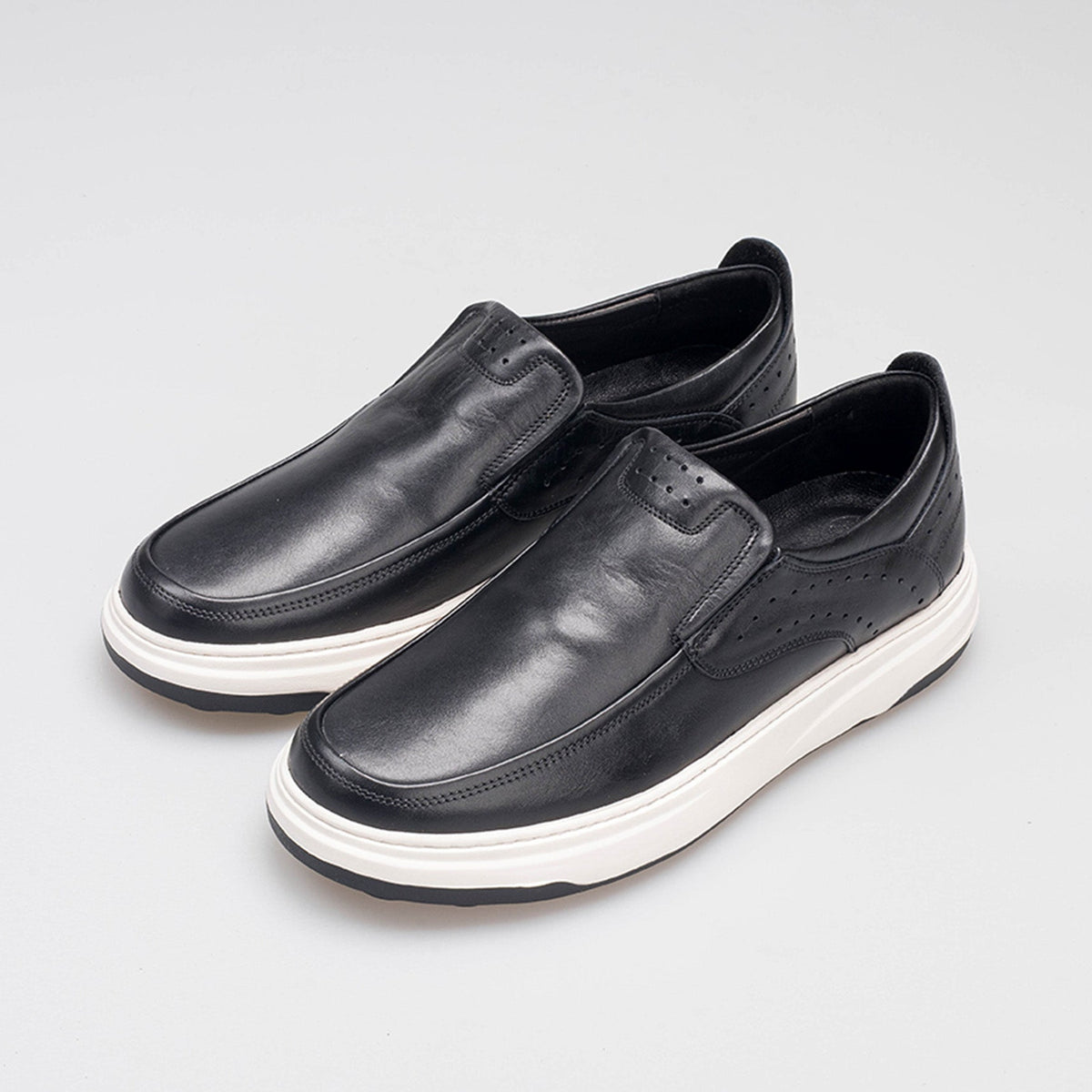 Volzak 3072 basket en cuir Noir