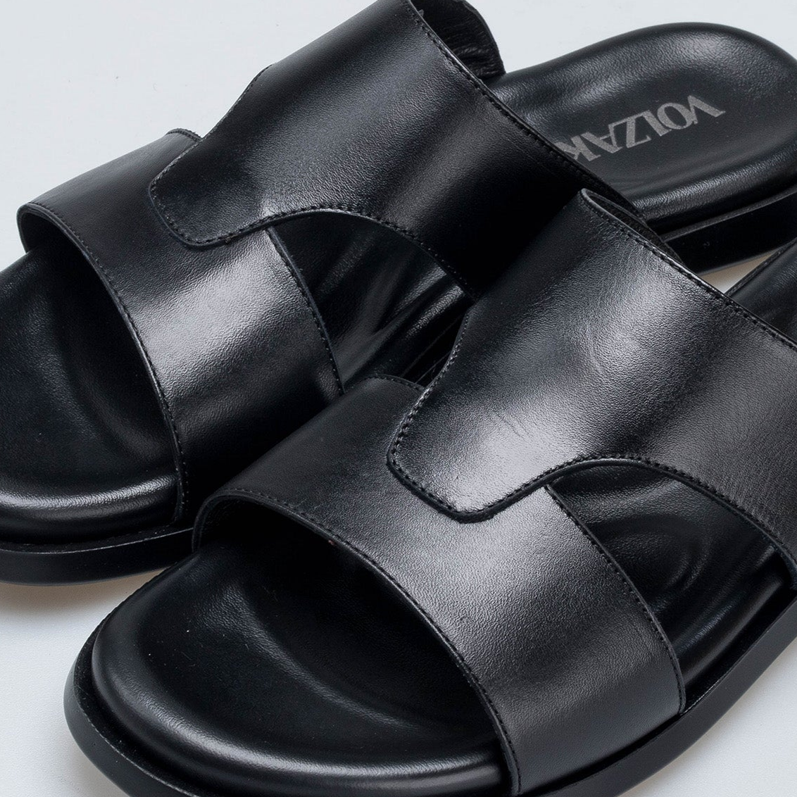 Volzak 5409 Sandale en cuir Noir