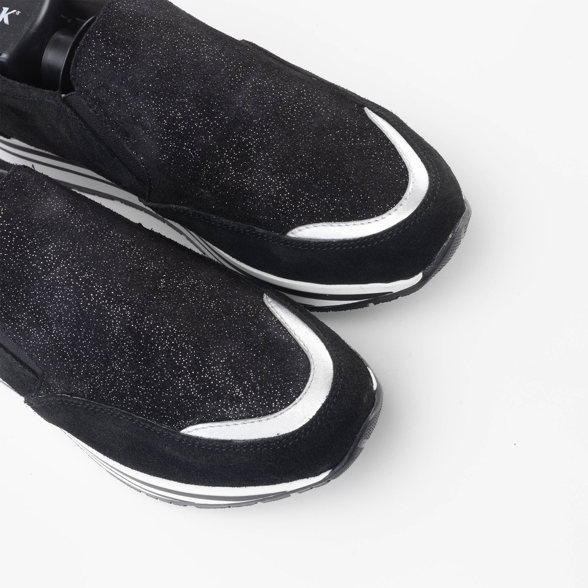 Volzak 144 Suede sneaker Black