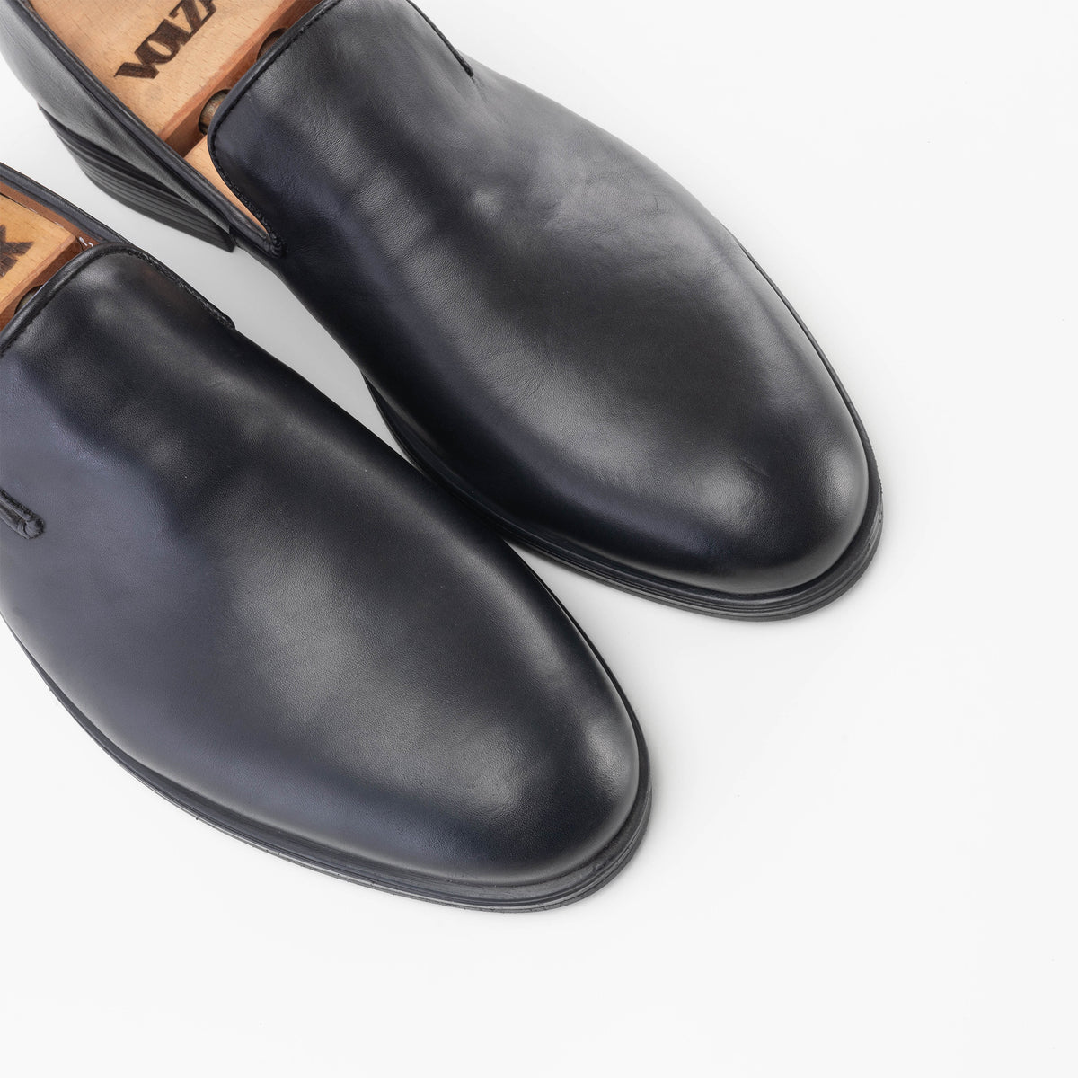 Volzak 5108 Black Leather Shoe