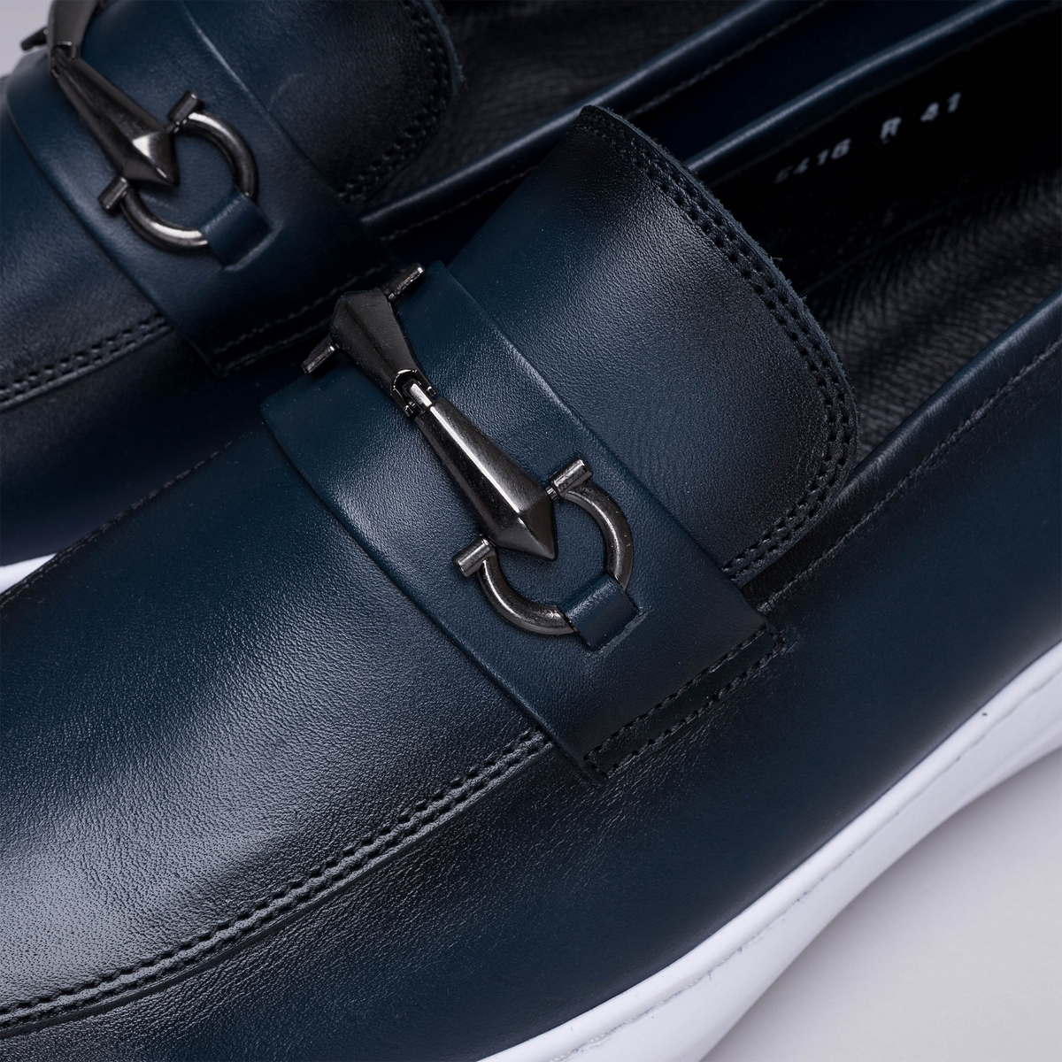 Volzak 5416 basket en cuir Bleu