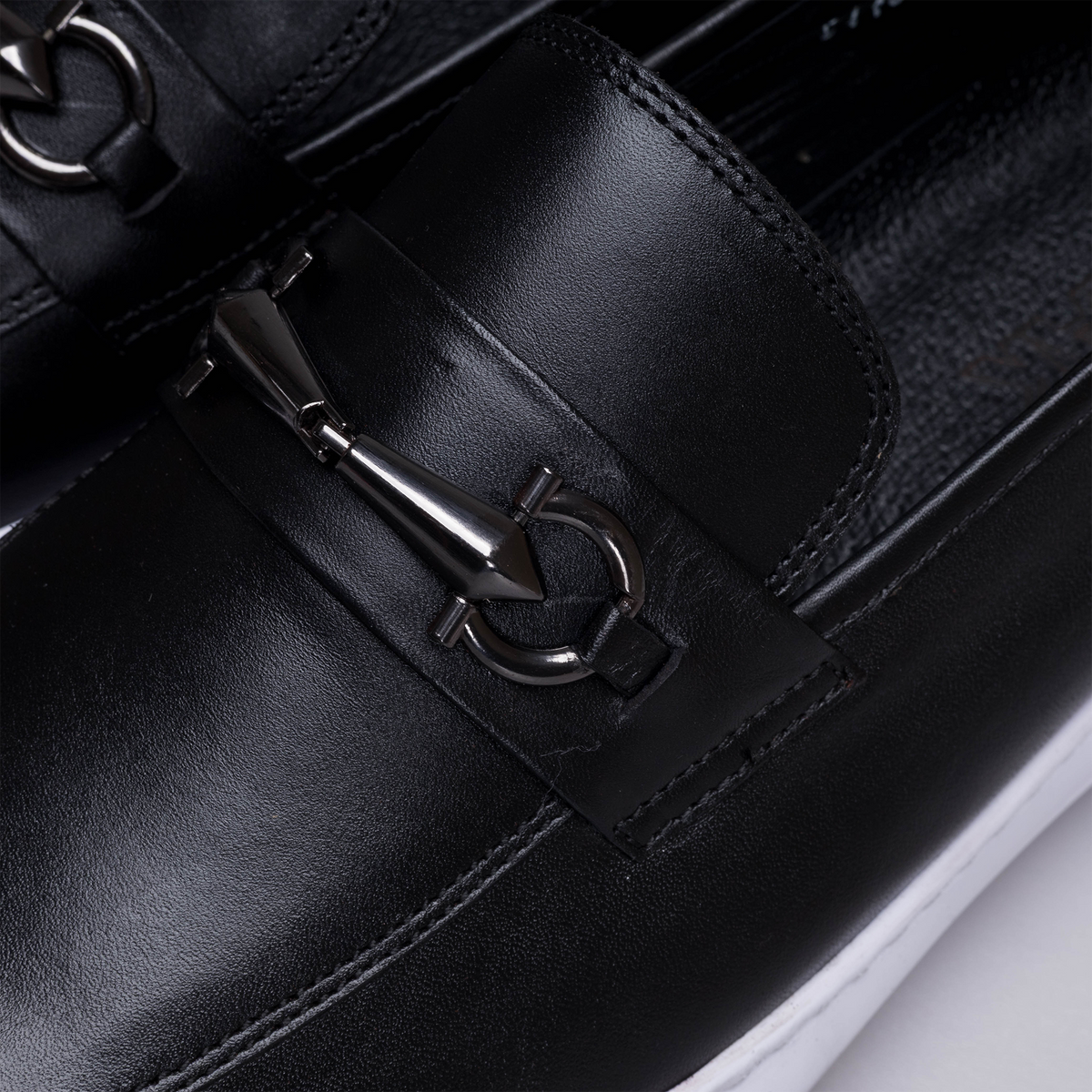 Volzak 5416 basket en cuir Noir