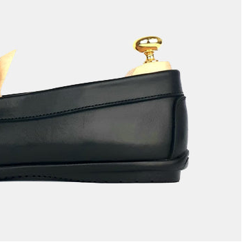 Volzak 5090 Black Leather Moccasin