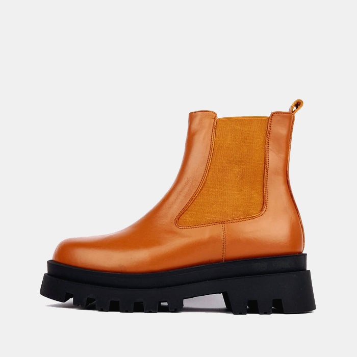 Volzak 2040 Camel Leather Ankle Boot