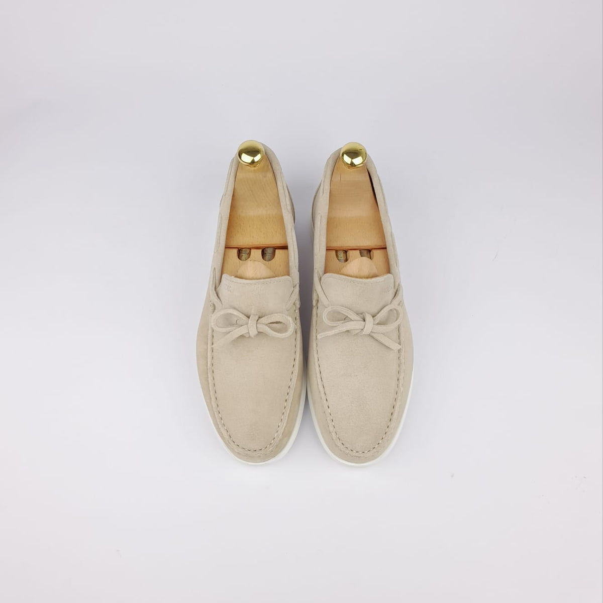 Volzak 05 Beige suede moccasin