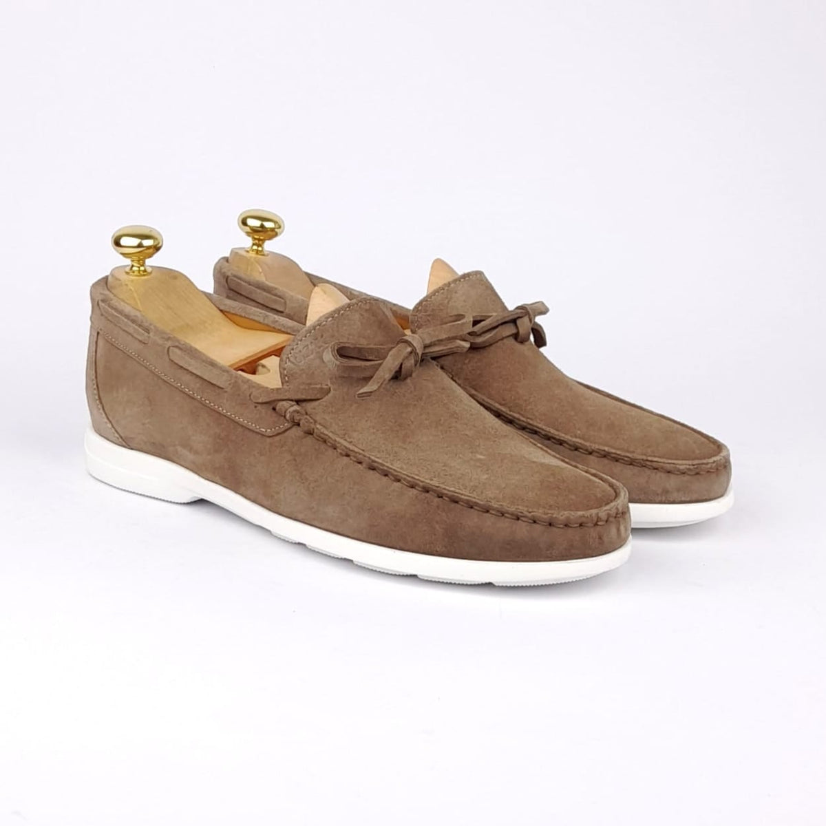 Volzak 05 Taupe suede moccasin