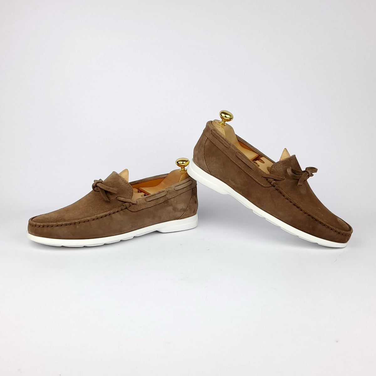 Volzak 05 Taupe suede moccasin