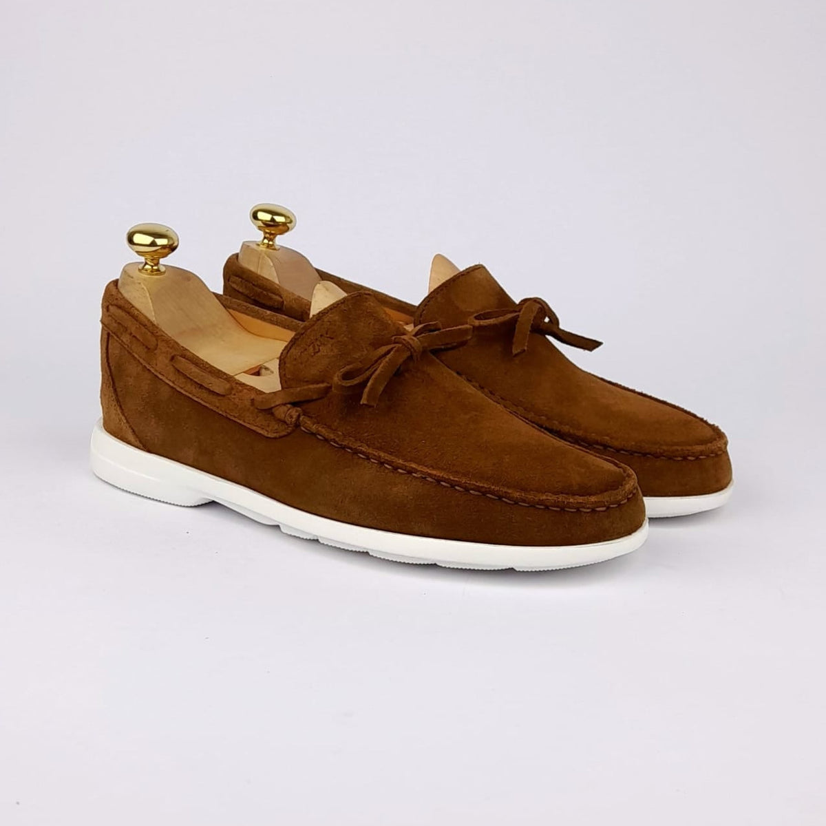 Volzak 05 Camel suede loafer