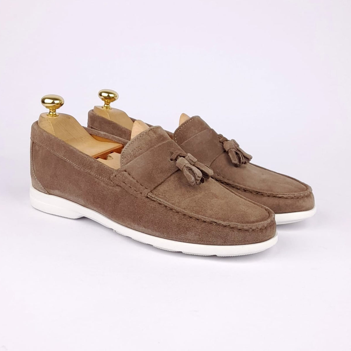 Volzak 011 Taupe suede moccasin