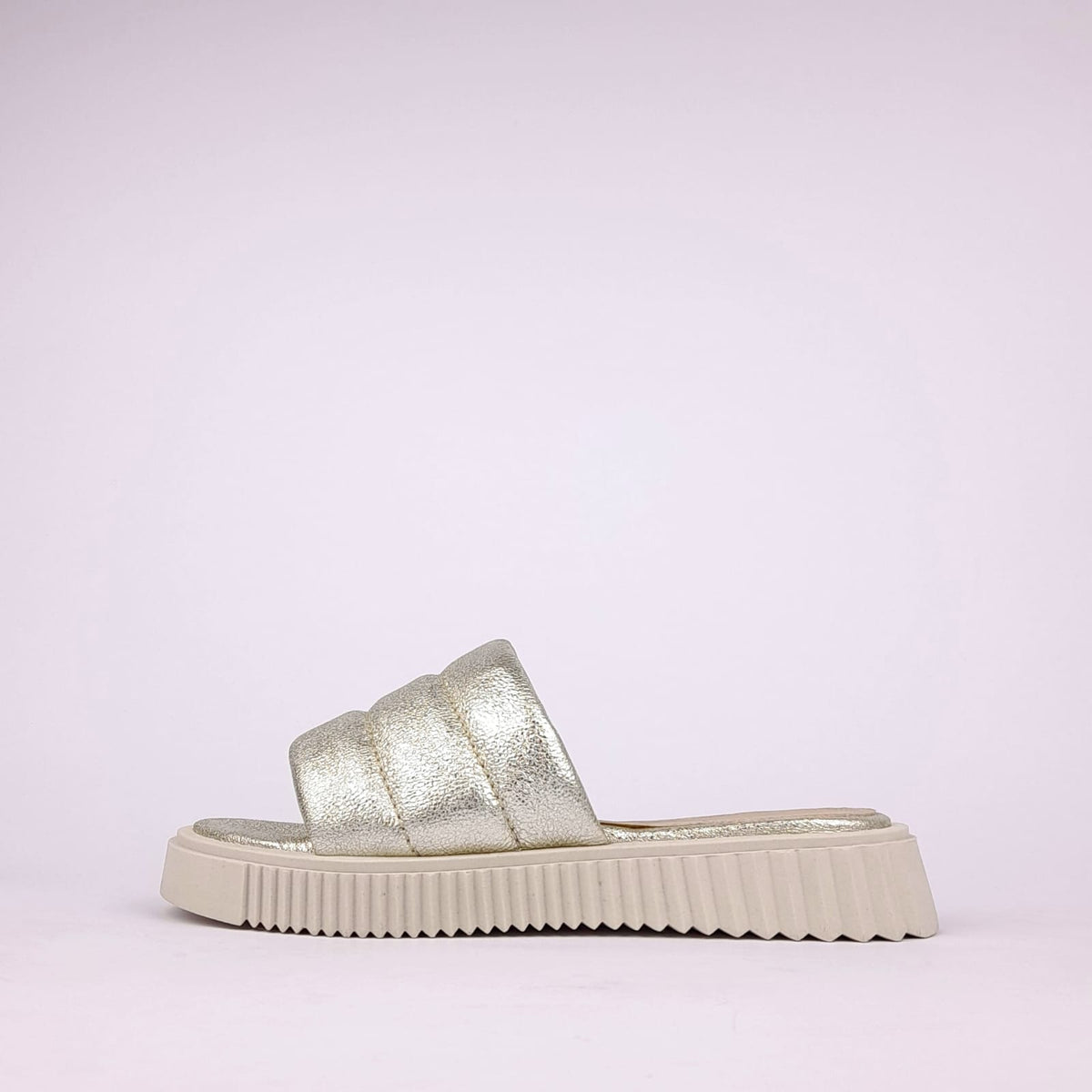 Volzak 131 Gold Leather Sandal