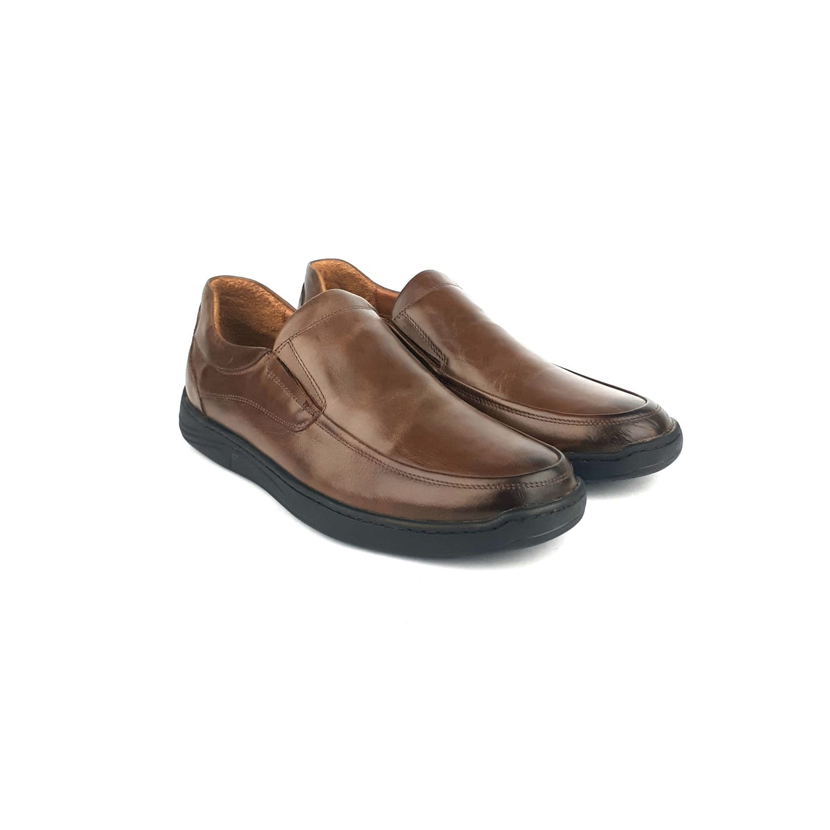 3021 Cashew Leather Shoe