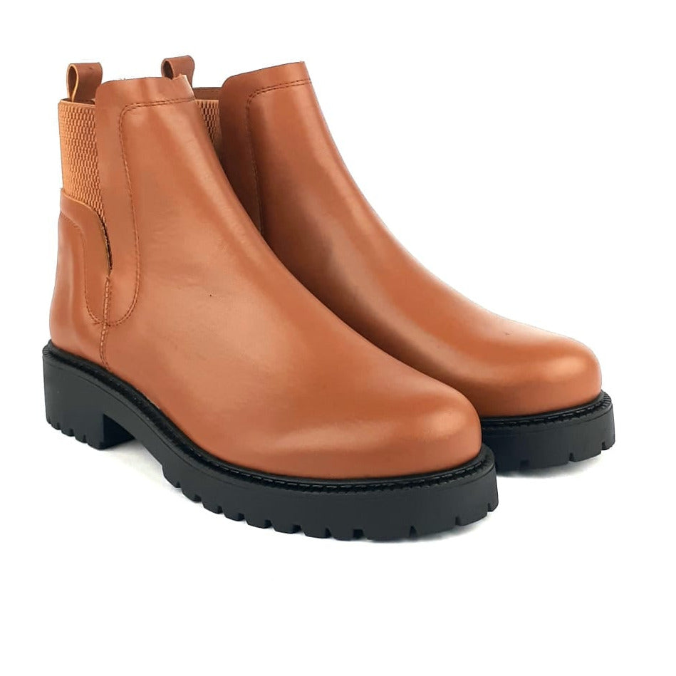 Volzak 1085 Cashew Leather Ankle Boot