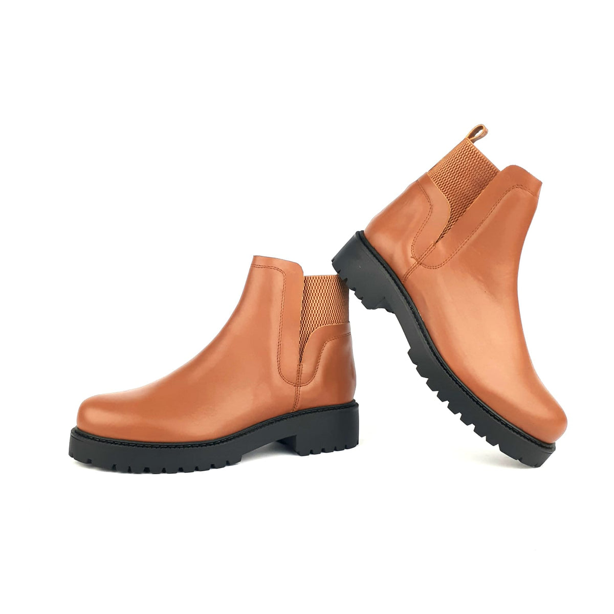 Volzak 1085 Cashew Leather Ankle Boot