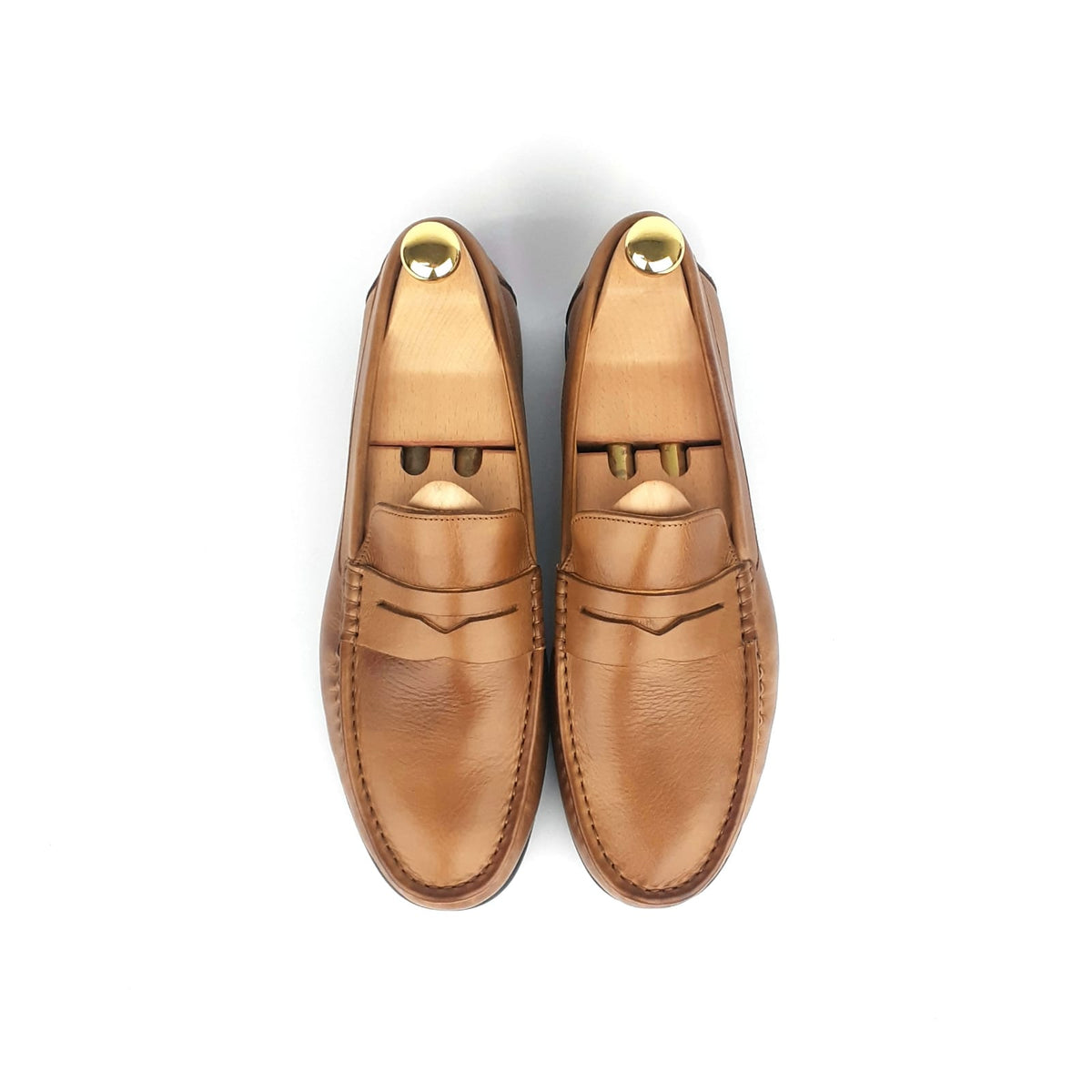 Volzak 100 Cashew Leather Moccasin