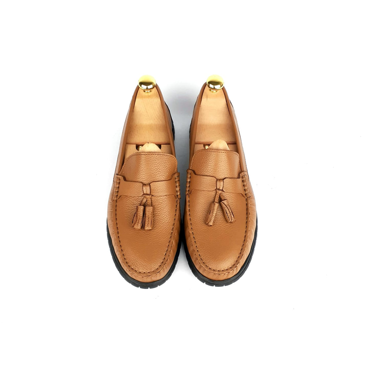 Volzak 107 Cashew Leather Moccasin