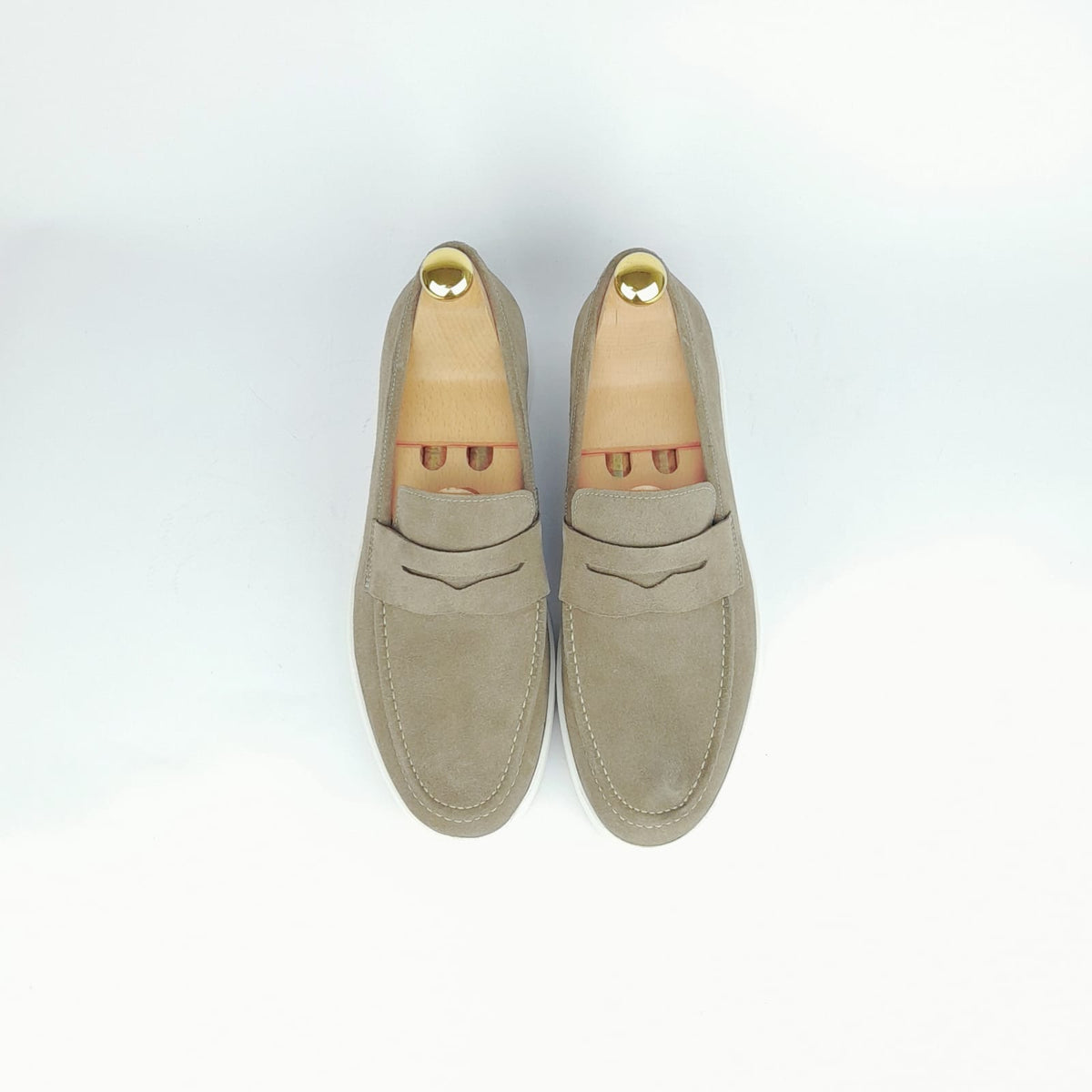 .6044 Mocassin en daim Taupe