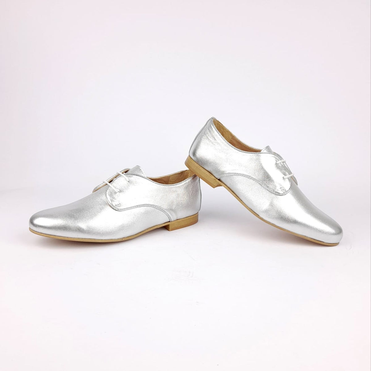 Volzak 125 Silver Leather Shoe